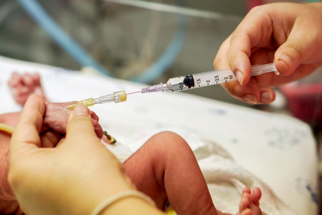 Vacunación en menores de edad.