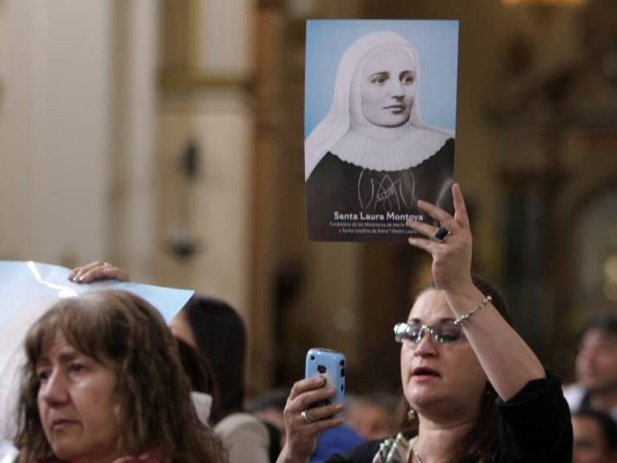 Se hundió el día festivo de la santa madre Laura