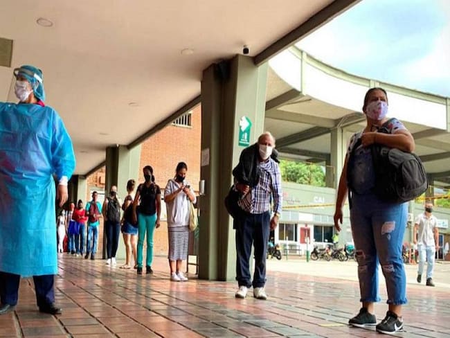 Hay inconsistencias entre las cifras COVID que reporta Antioquia y Medellín