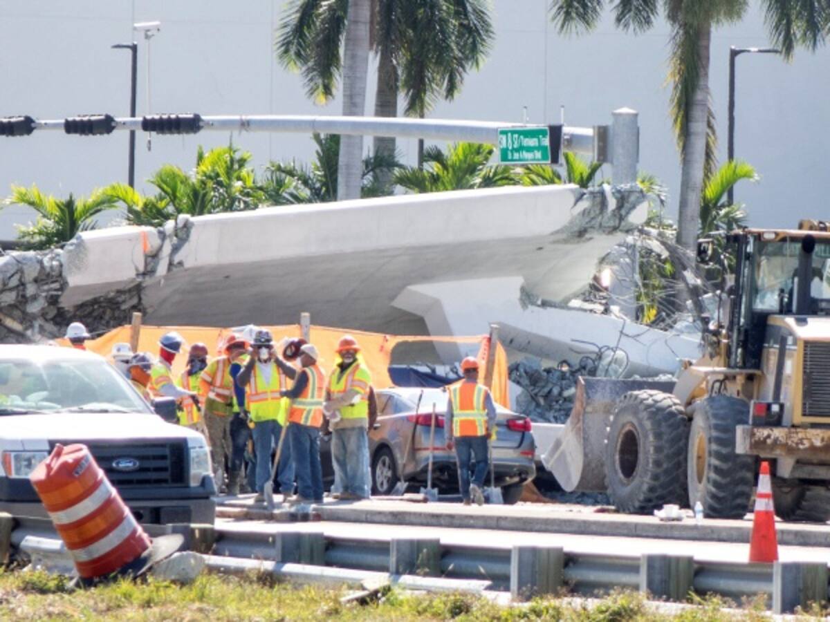 Rescatan tres cuerpos sin vida del puente colapsado de Miami