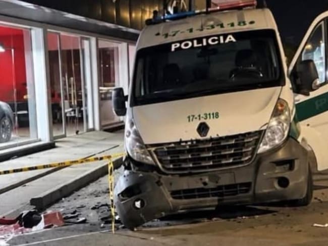 Buscan a responsables de ataque con explosivos contra patrulla de Policía en Palmira, Valle. Foto: Policía del Valle.