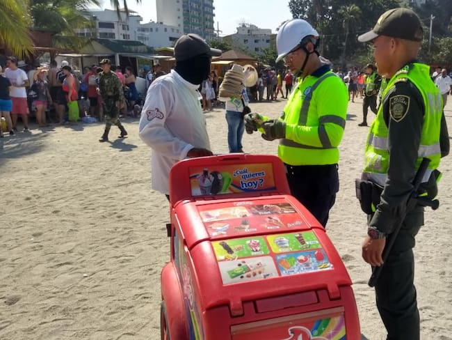 Código de Policía ha multado a 397 vendedores informales en Santa Marta