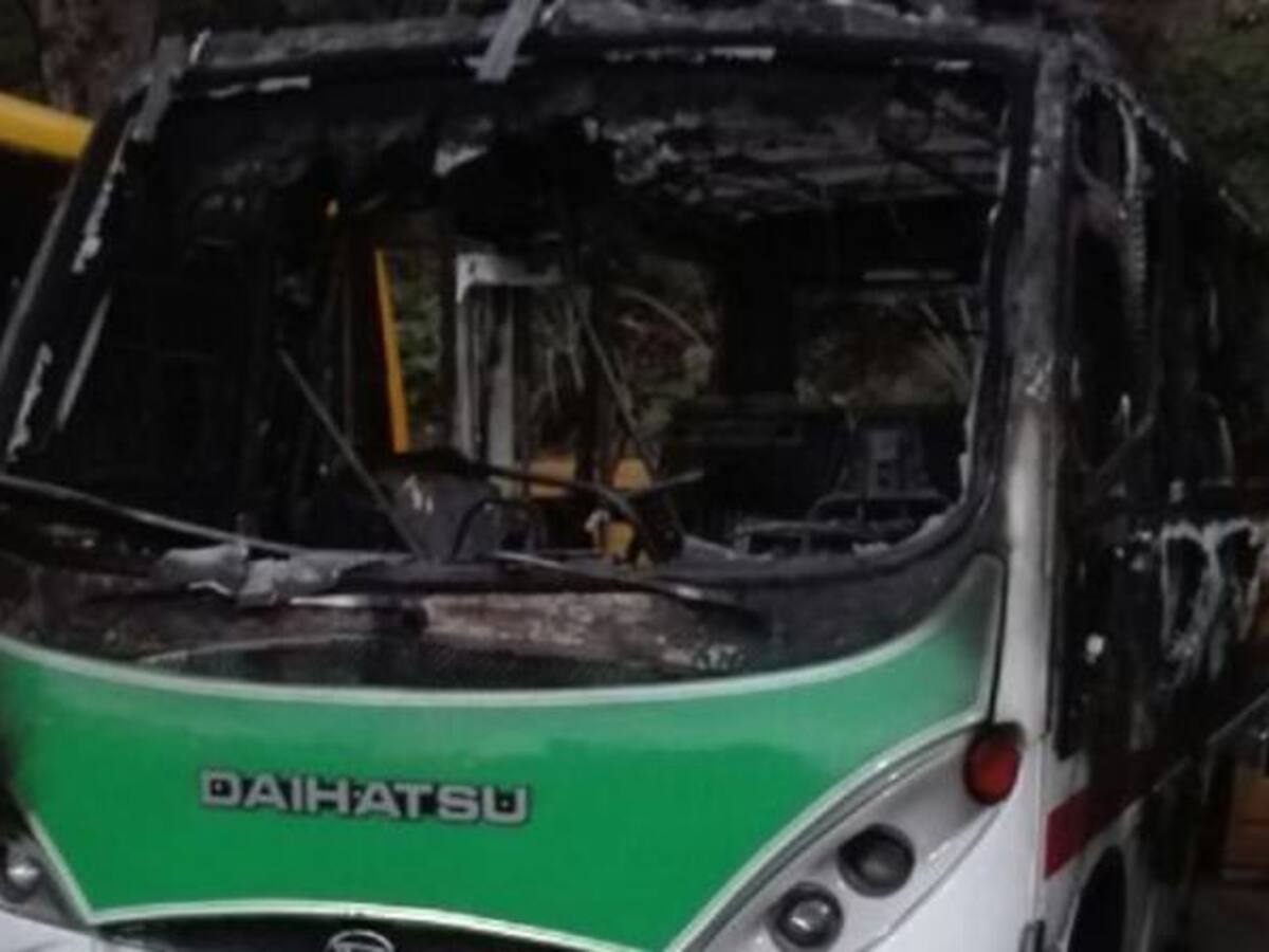 5.000 personas afectadas por paro de transporte en la comuna 13