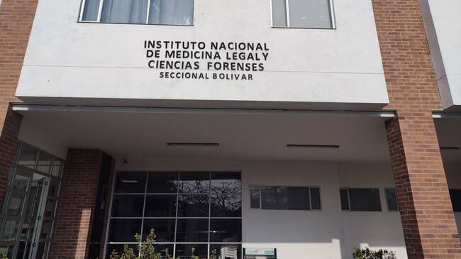 El hecho trágico ocurrió en el barrio 13 de Junio cuando el menor intentaba sacar un balón que se le fue hacia la parte trasera de una nevera