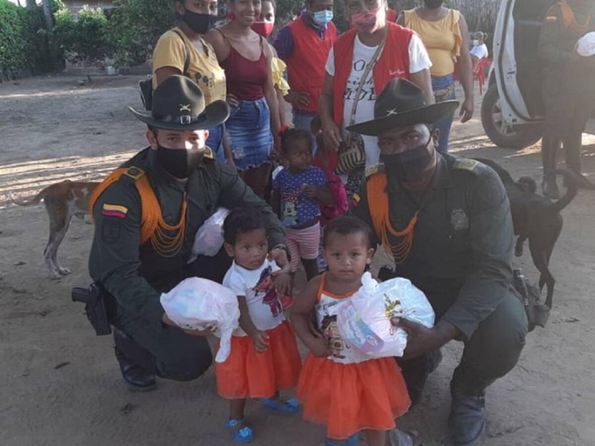 Niños del resguardo indígena Zenú- San Juan en Bolívar recibieron regalos