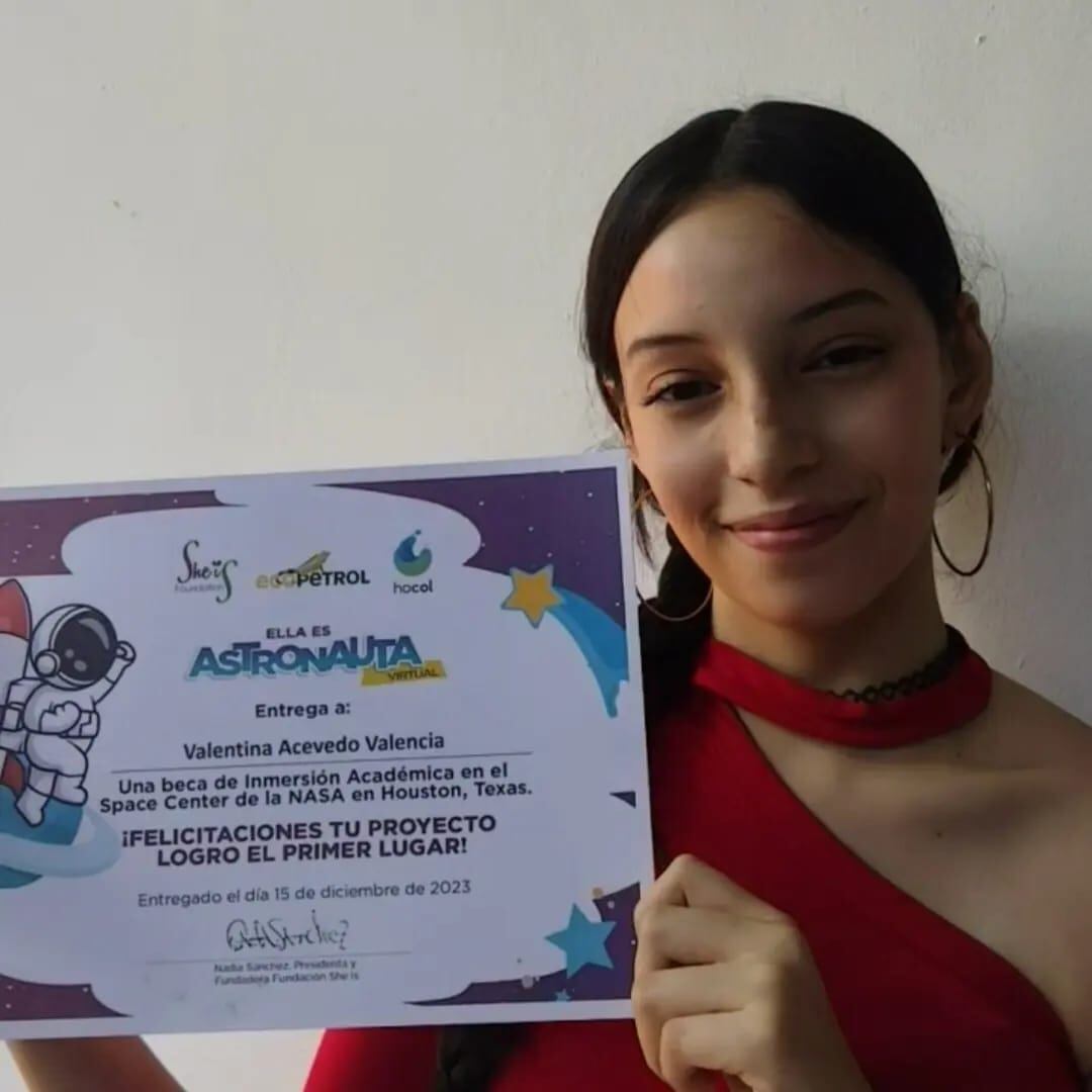 Valentina, Acevedo, ganadora primer lugar Astronauta virtual
