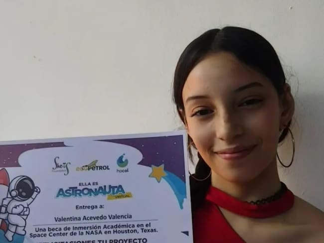 Valentina, Acevedo, ganadora primer lugar Astronauta virtual