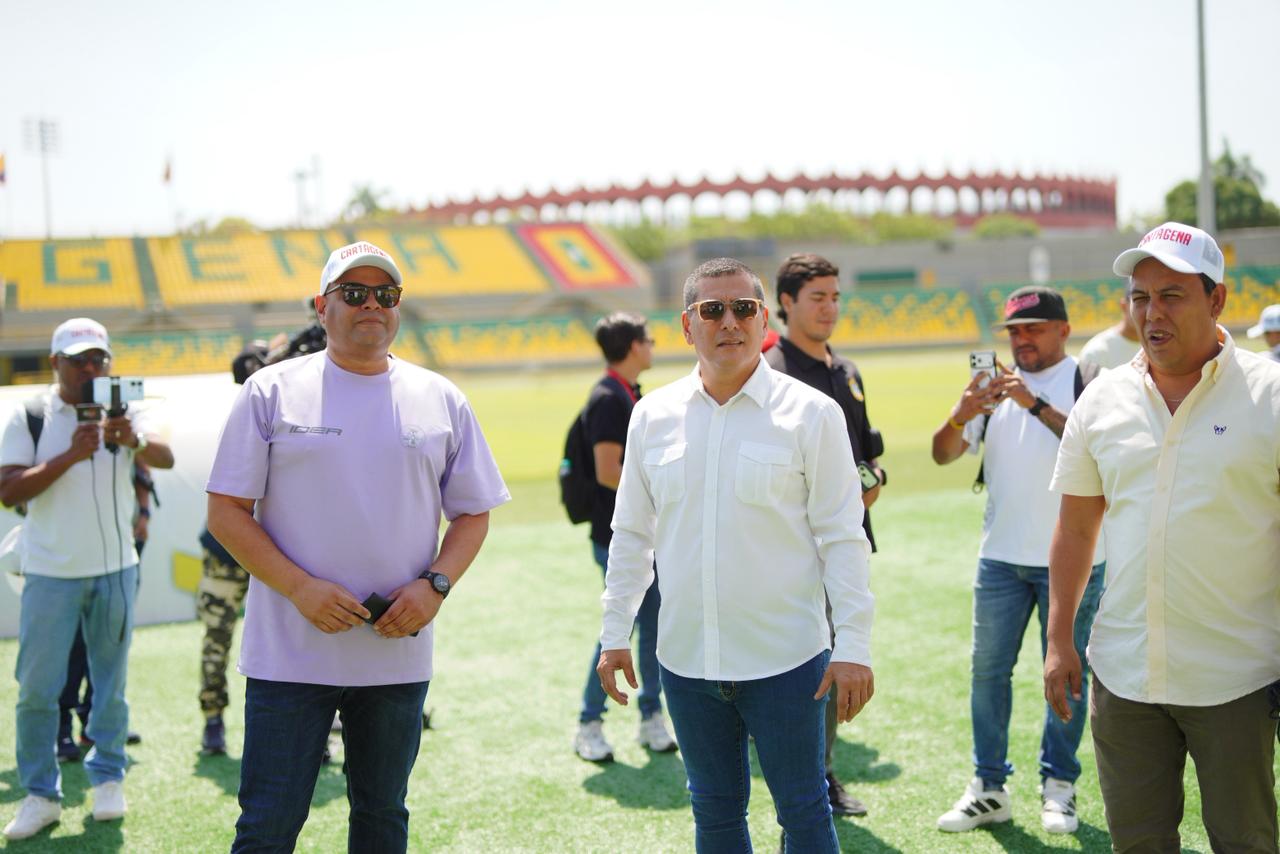 Foto: Alcalde Dumek Turbar durante inspecciones al Jaime Morón. Foto: @dumek_turbay