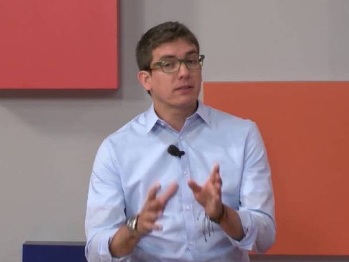 Asaltan a excandidato Michel Maya. Lider social, Ray Charrupí evitó atraco