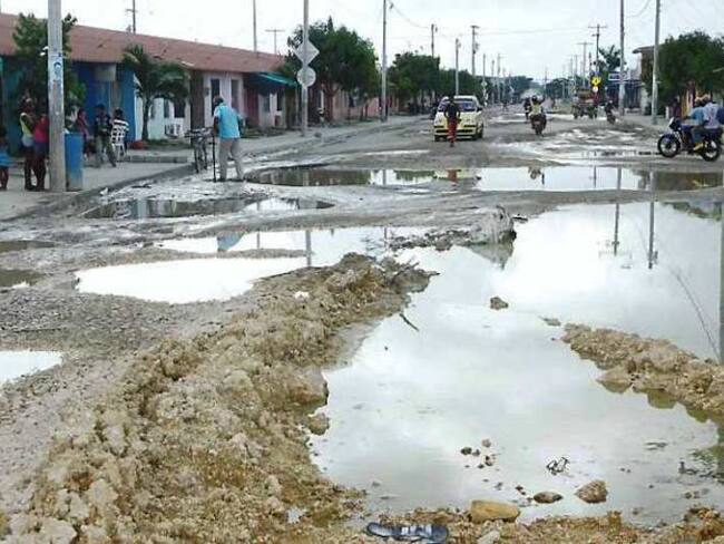 Adjudican obras de pavimentación a vía de acceso a megaproyectos de VIS de Cartagena
