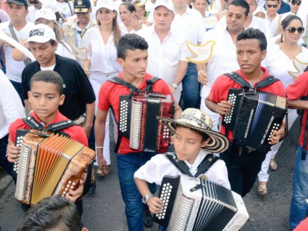 Los acordeones marcharon por la paz en Valledupar