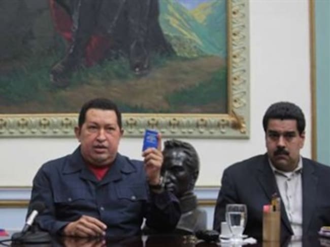 Maduro dice que chavismo "le tiende la mano" a opositores cansados de "estafas y fracasos"
