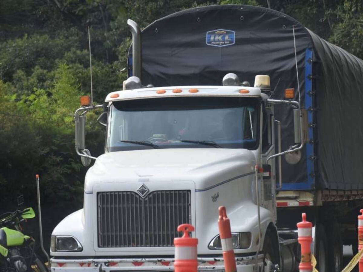 Alcaldía de Funza solicita pico y placa para camiones que transiten por calle 13