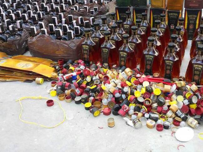 24.457 botellas y cigarrillos de contrabando destruyeron las autoridades en Quindío en 2017