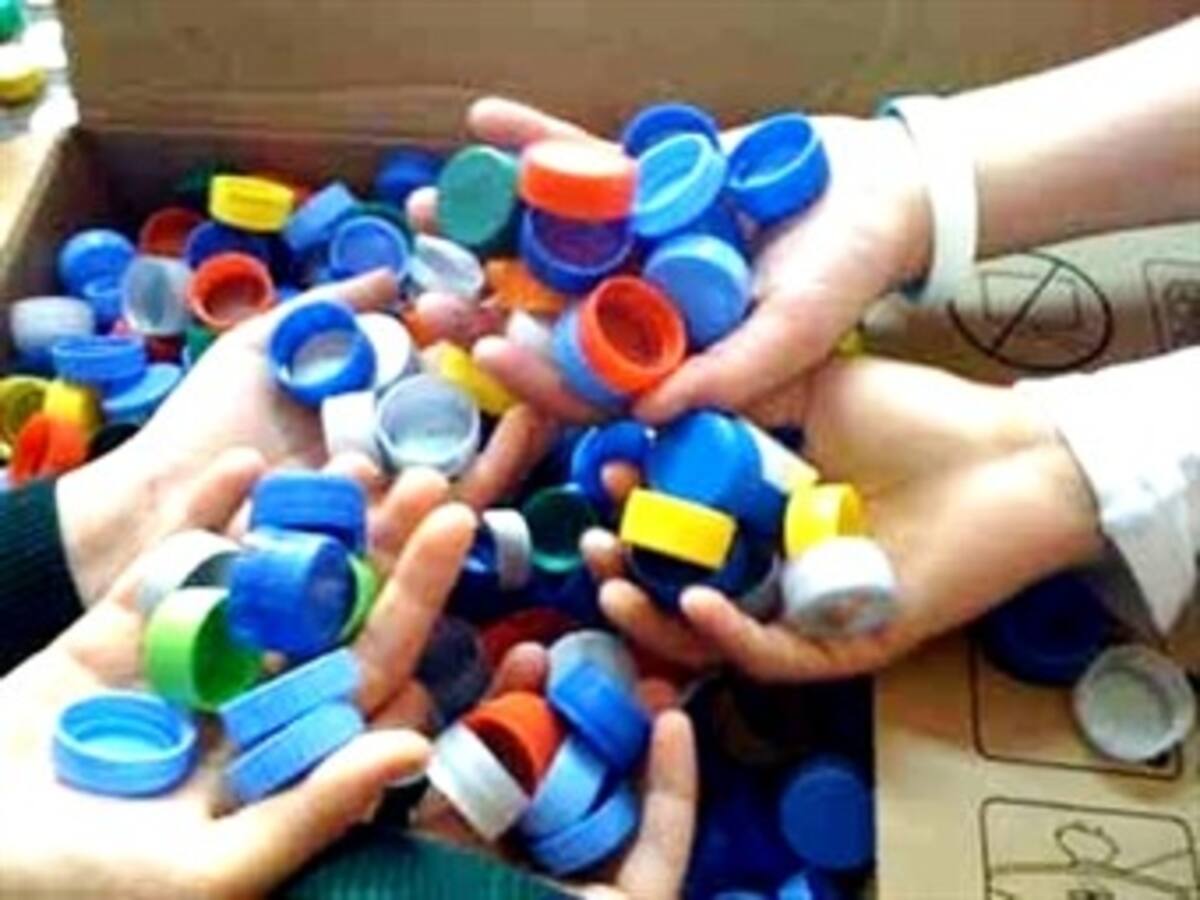 En Bucaramanga recogen tapas para pagar tratamientos de niños con cáncer