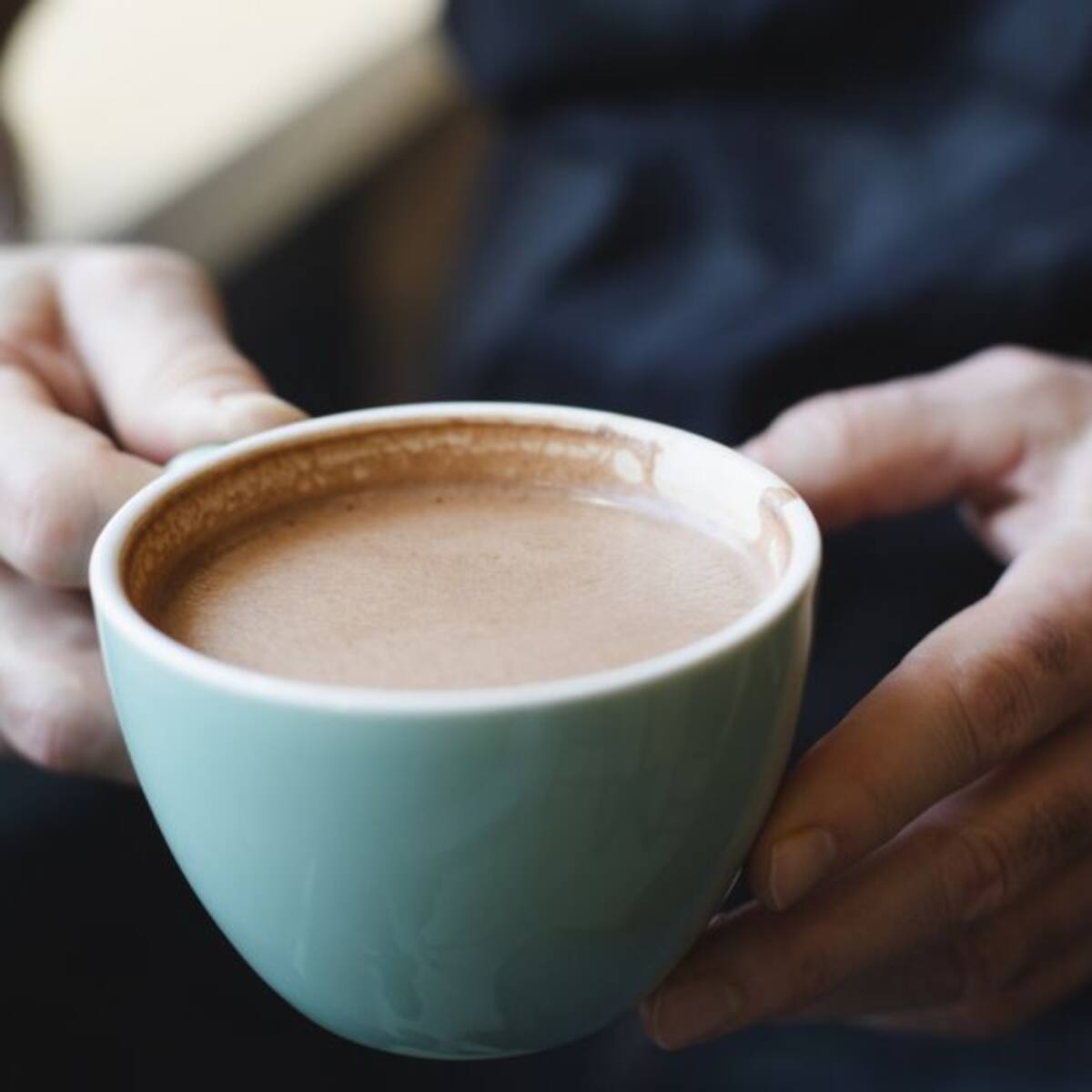 ¿Por qué consumir chocolate puede ayudar a mejorar su salud?