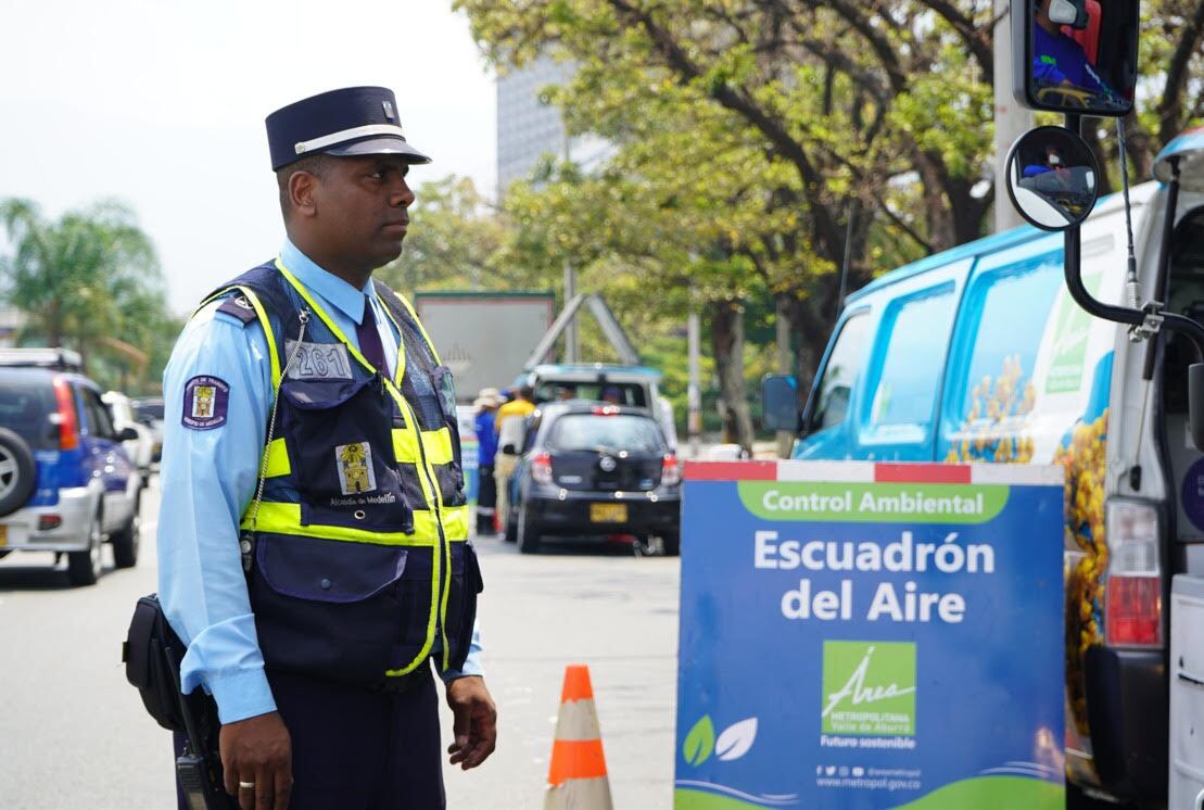 Desde el 13 de febrero del presente año, la Alcaldía Distrital inició los controles ambientales en Medellín. Foto: Alcaldía de Medellín.