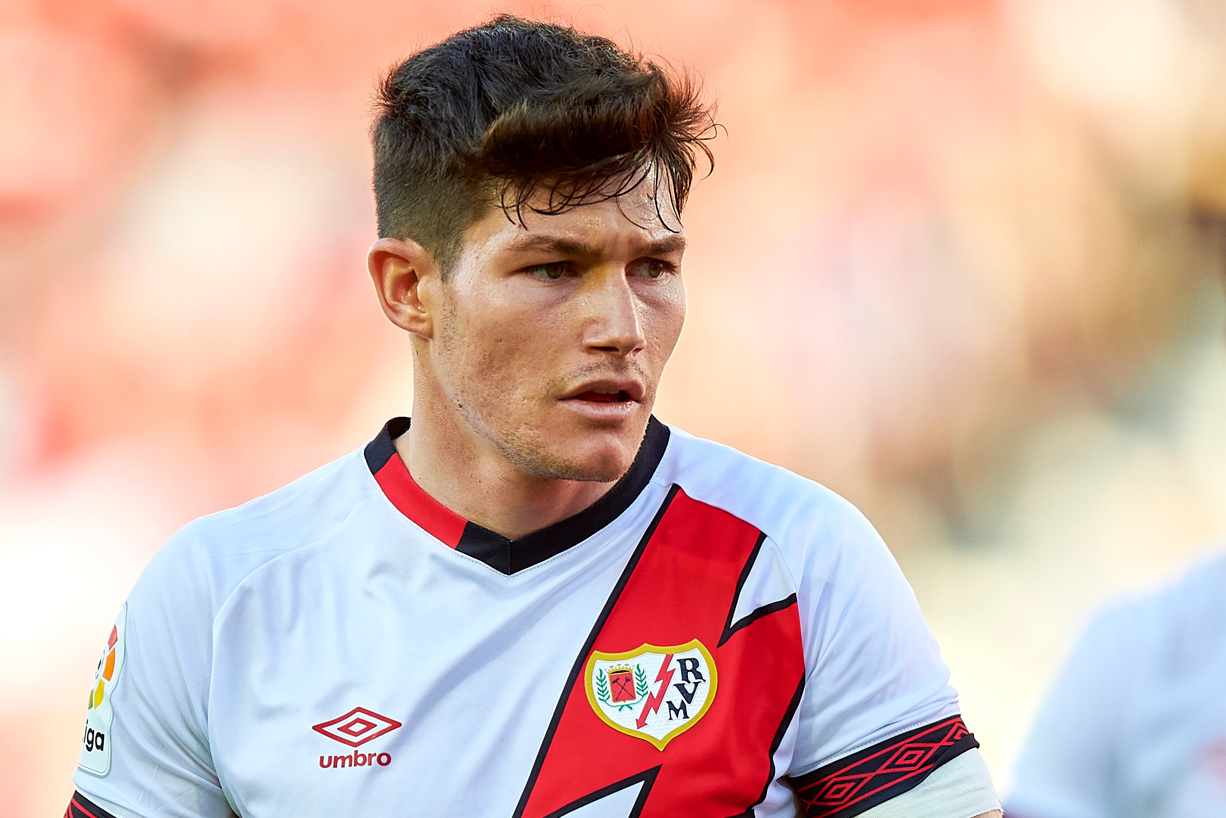 Fran García en el Rayo Vallecano. (Photo by Cristian Trujillo/Quality Sport Images/Getty Images)