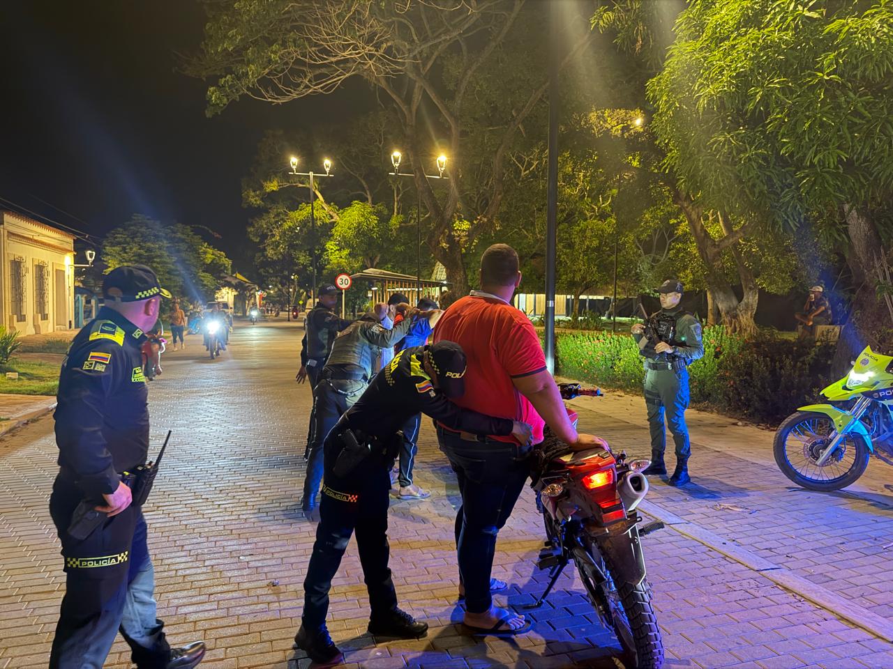 Caravanas de la Seguridad recorren Mompox y refuerzan la tranquilidad ciudadana