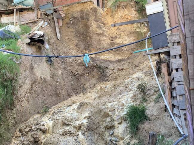 El drama de dos hermanos por un derrumbe en Ciudad Bolívar