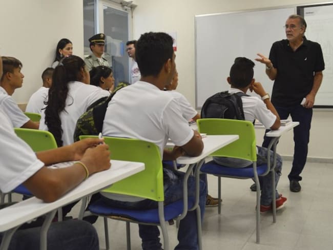 Habilitan nuevos cupos en colegios oficiales en Bogotá