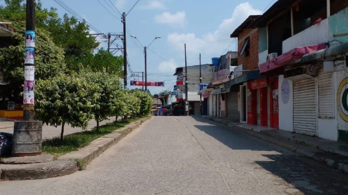 En El Bagre colegios y comercio no abrieron este viernes por paro armado