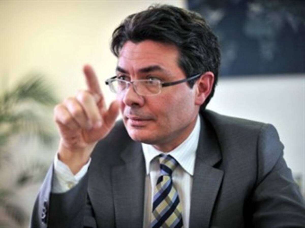 Gobierno responde a Contraloría y afirma que reforma a la salud no es inconstitucional