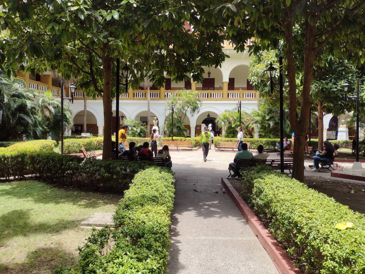 ICBF y Unicartagena firman convenio para fortalecer los programas de la niñez en Bolívar