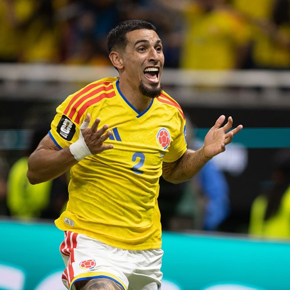 Daniel Muñoz estaría cerca de cambiar de equipo en la Premier League: “Habrá negociaciones serias”