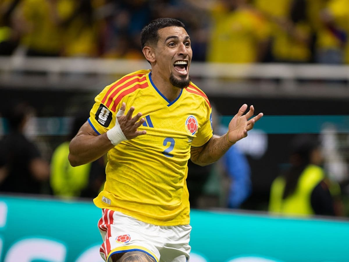 Daniel Muñoz estaría cerca de cambiar de equipo en la Premier League: “Habrá negociaciones serias”