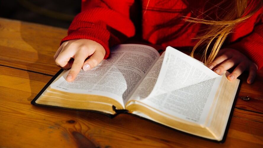 “Uno de cada dos estudiantes no se siente cómodo con las clases que le dan en los colegios”: profesor William Mauricio Beltrán. Foto: Getty Images / PROFESSIONAL STUDIO