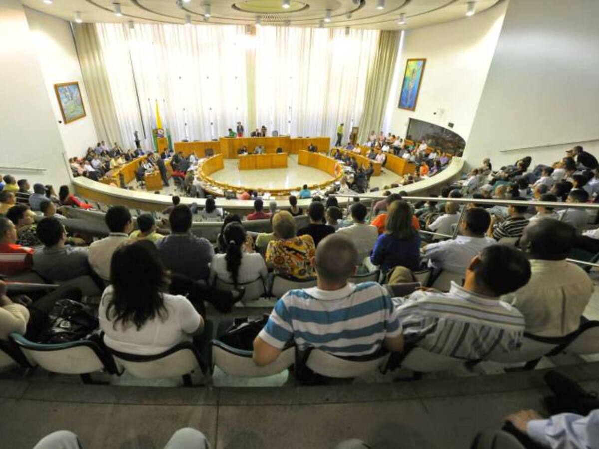 CNE ordena que se elija otra vez junta directiva del Concejo de Medellín