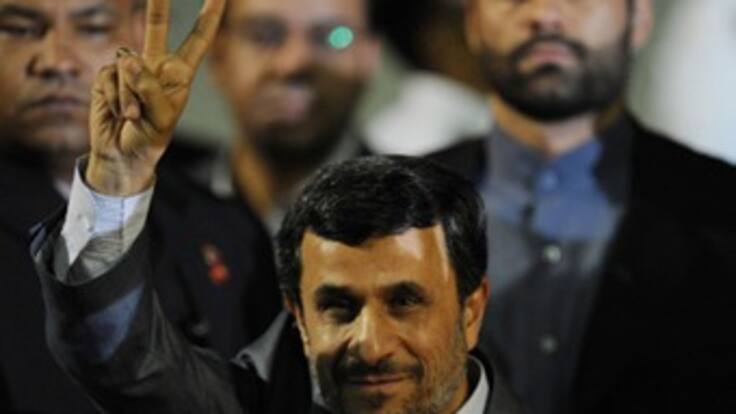 Ahmadinejad asegura que resistirá ante renovadas presiones internacionales