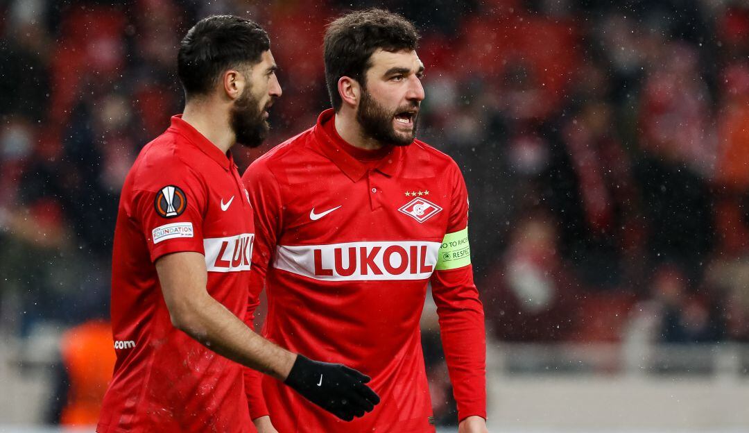 Jugadores del Spartak Moscú, equipo ruso suspendido de la Europa League