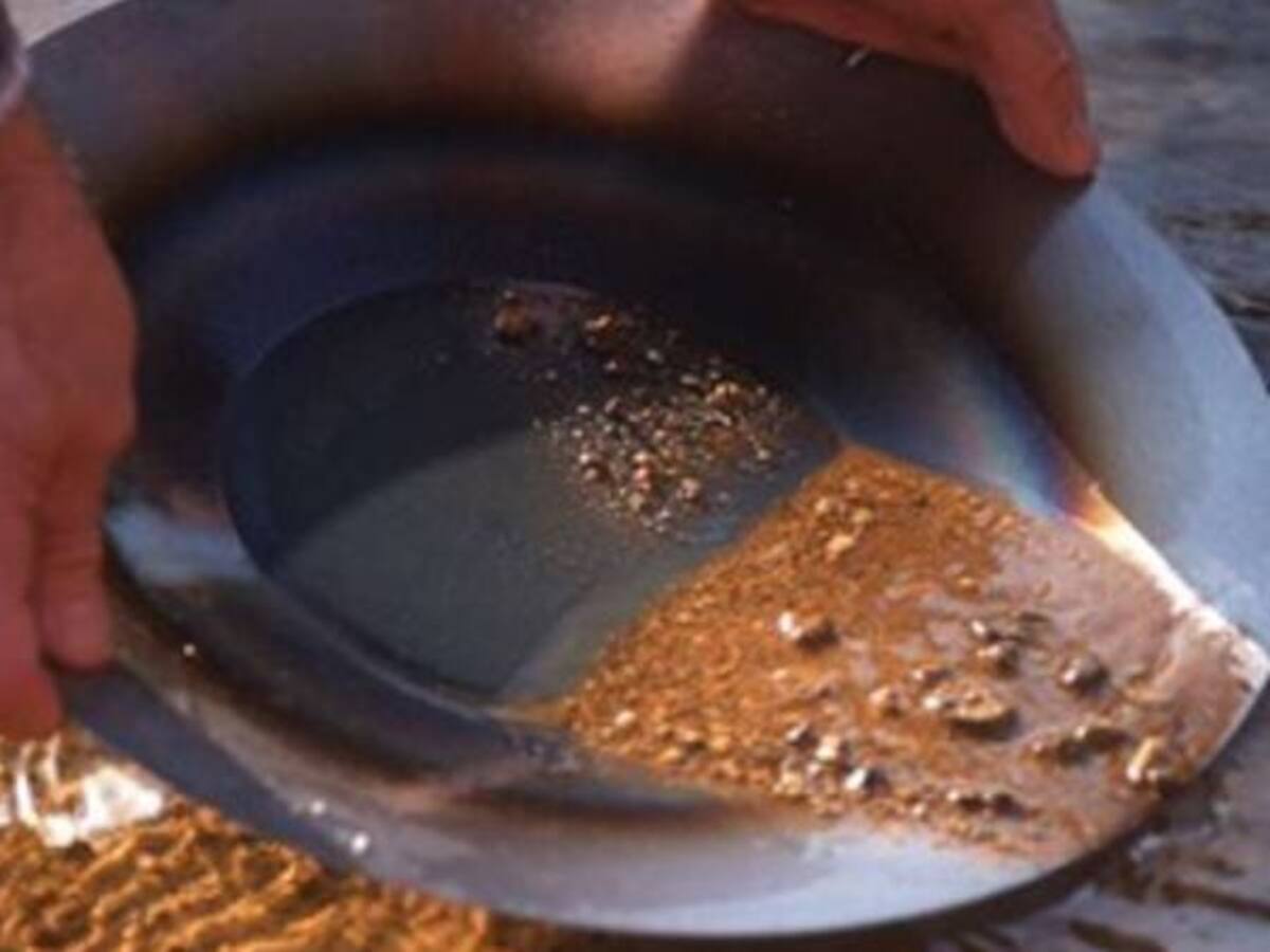 Colombia: explotación ilegal de oro aumentó en 2022 según la ONU