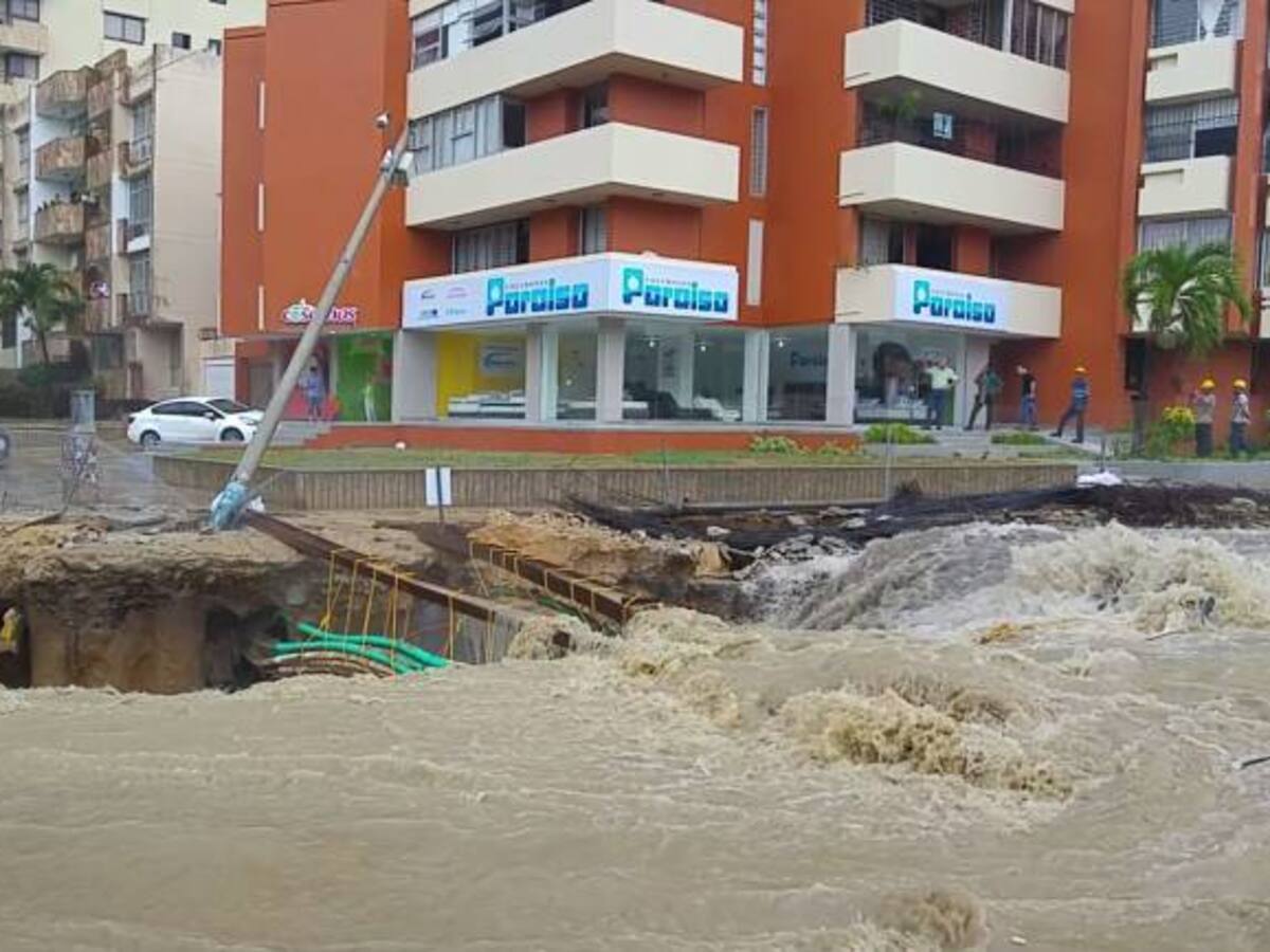 Causan estragos en canalización de arroyos