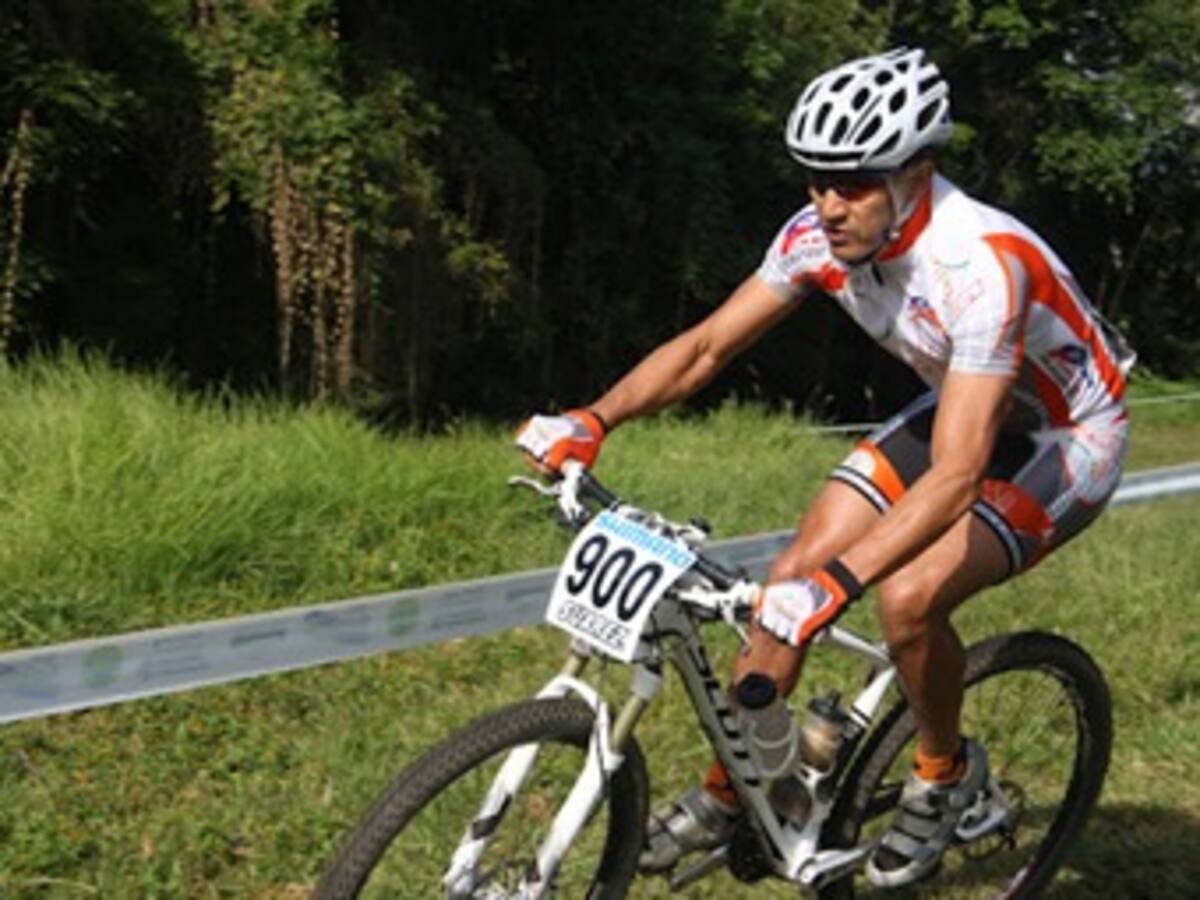 Dos medallas de plata para Colombia en Mundial Máster de Ciclomontañismo