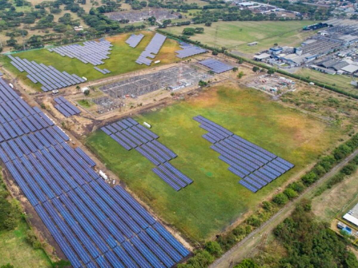 Operadores deben comprar más energías renovables: Duque en cartagena