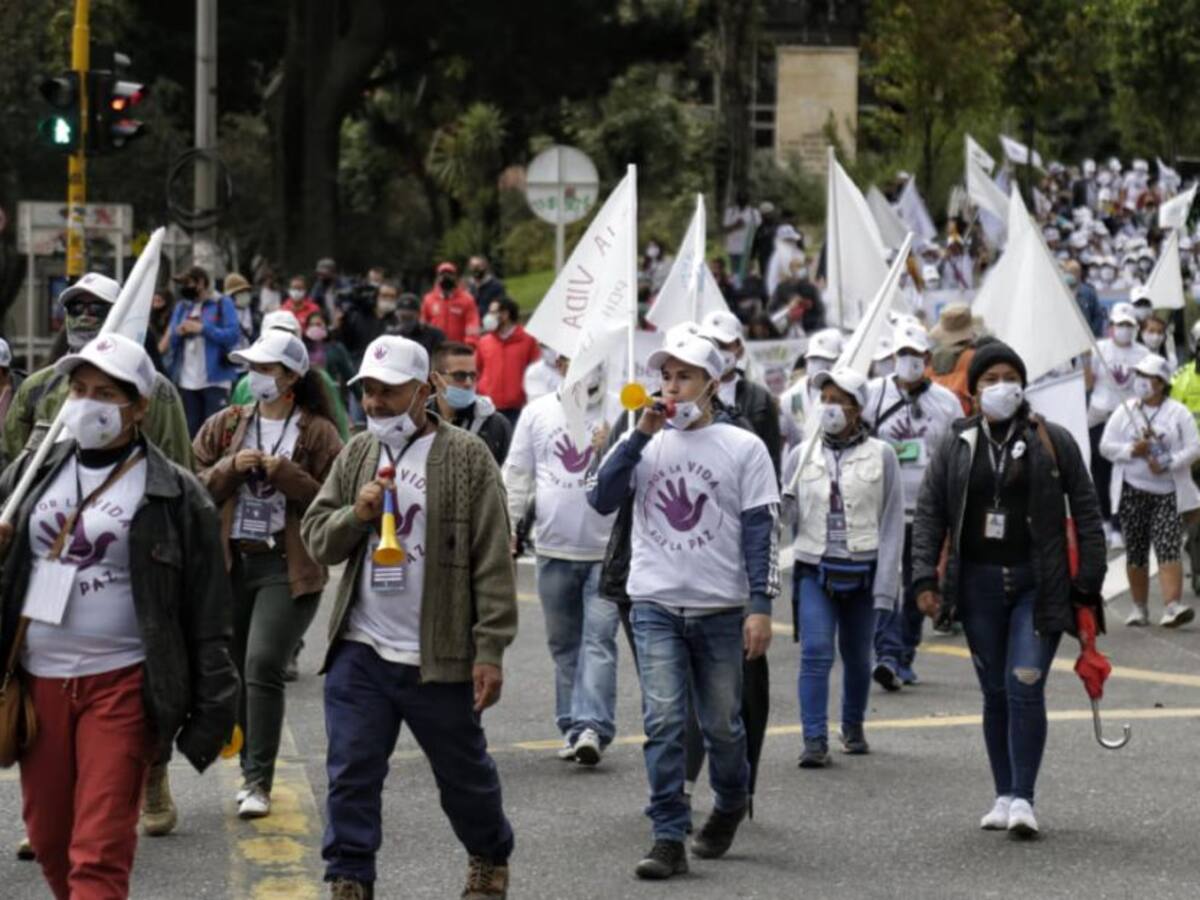 Peregrinación de ex combatientes FARC pasó su primera noche en Bogotá
