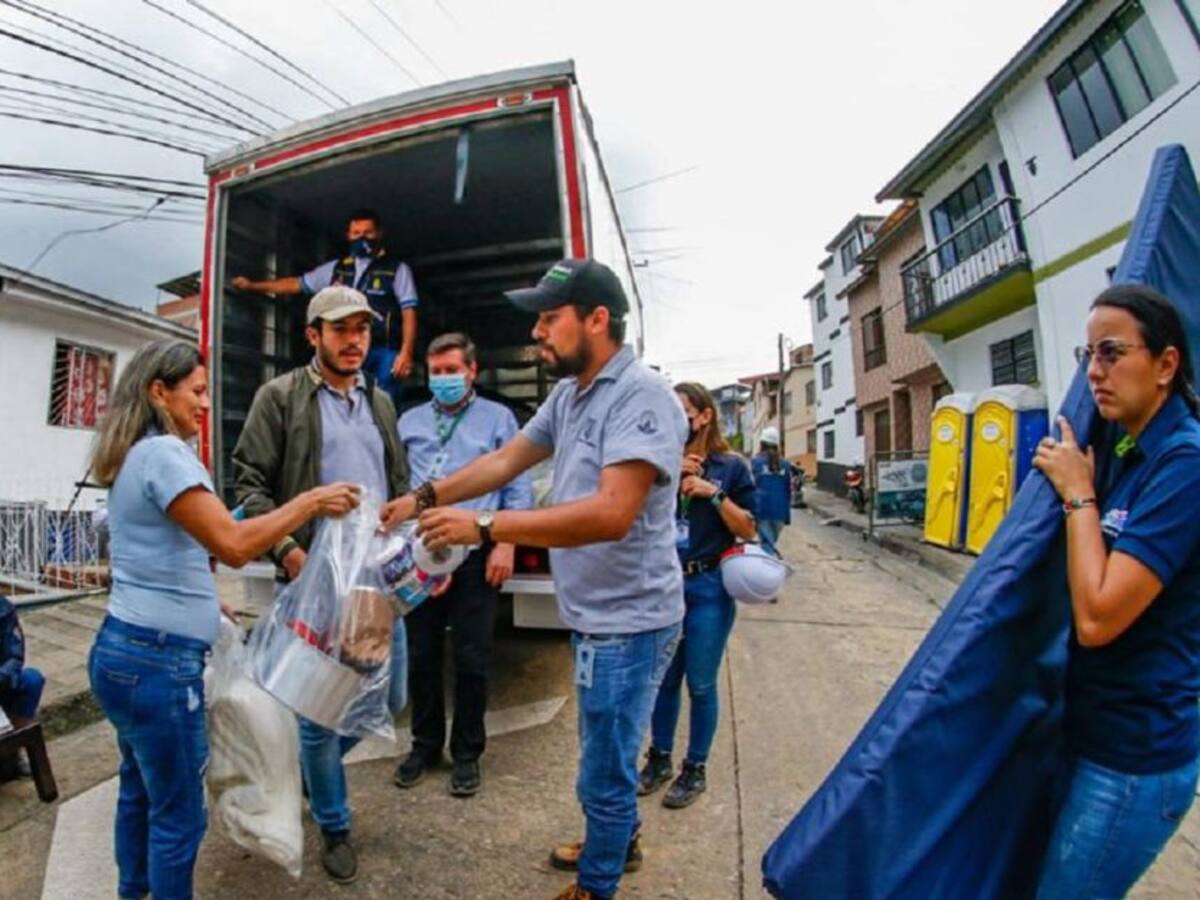 Inició en Manizales la entrega de enseres a los damnificados del Centenario