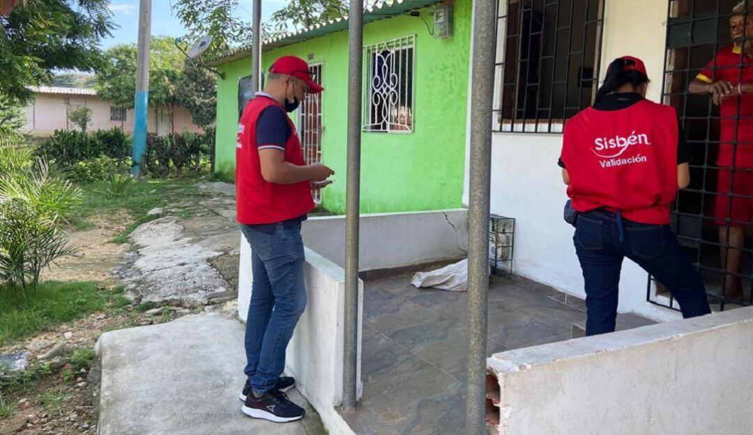 Encuestas barriales para validación de información