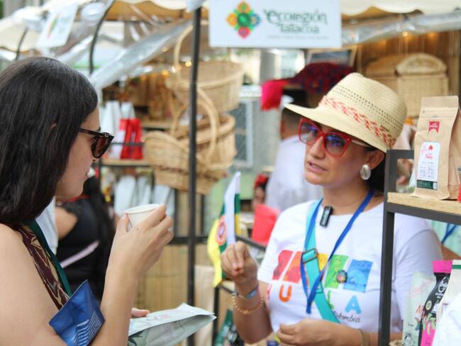 Más de 100 artistas, 20 empresas de Negocios Verdes. Foto Gobernación del Huila.