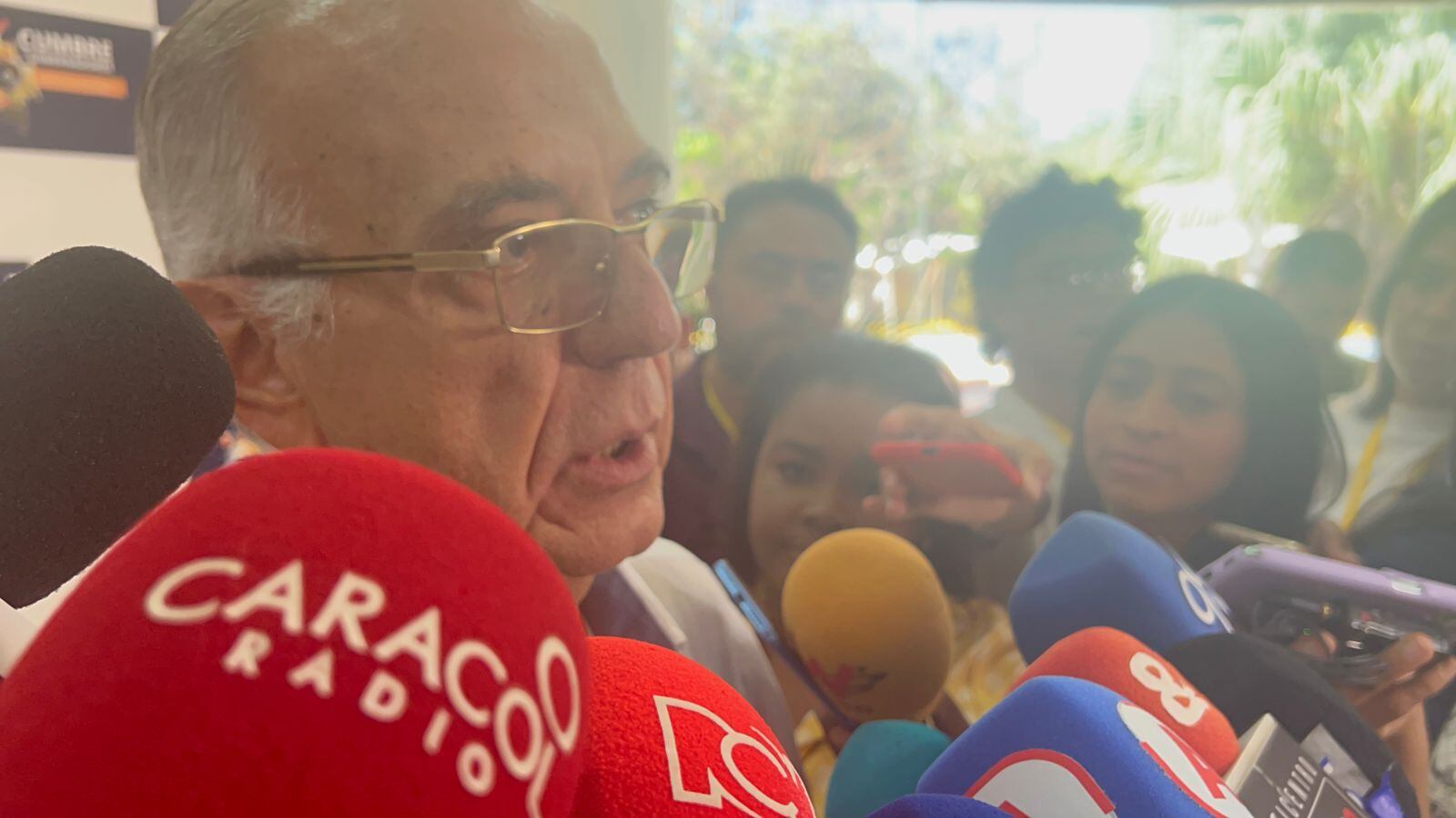 El ministro de Defensa acudió a la Cumbre de Gobernadores, en Cartagena. Foto: Sebastián Cortés, Caracol Radio.