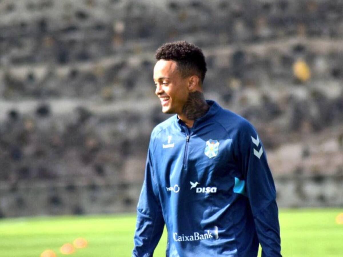 Joao Rodríguez sufrió lesión con el Tenerife en partido ante el Málaga