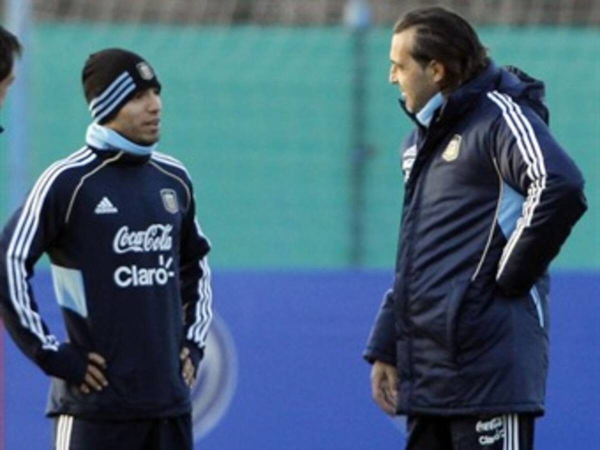 Agüero sería títular con Argentina ante Colombia