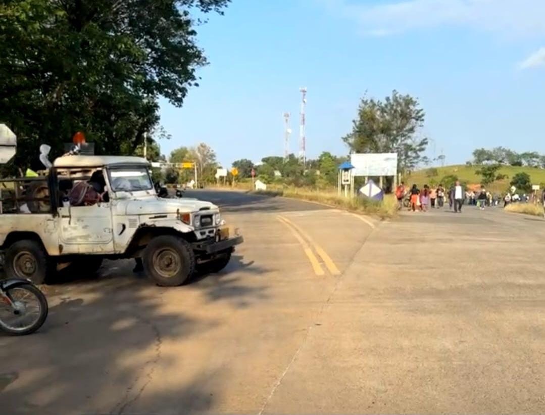 Primeros efectos del paro minero en Córdoba: autoridades reportan bloqueo en el sur del departamento. Foto: suministrada Caracol Radio.