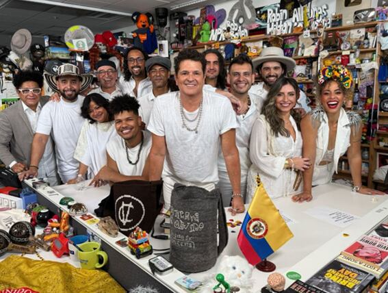 CARLOS VIVES CREDITO SONY MUSICOL