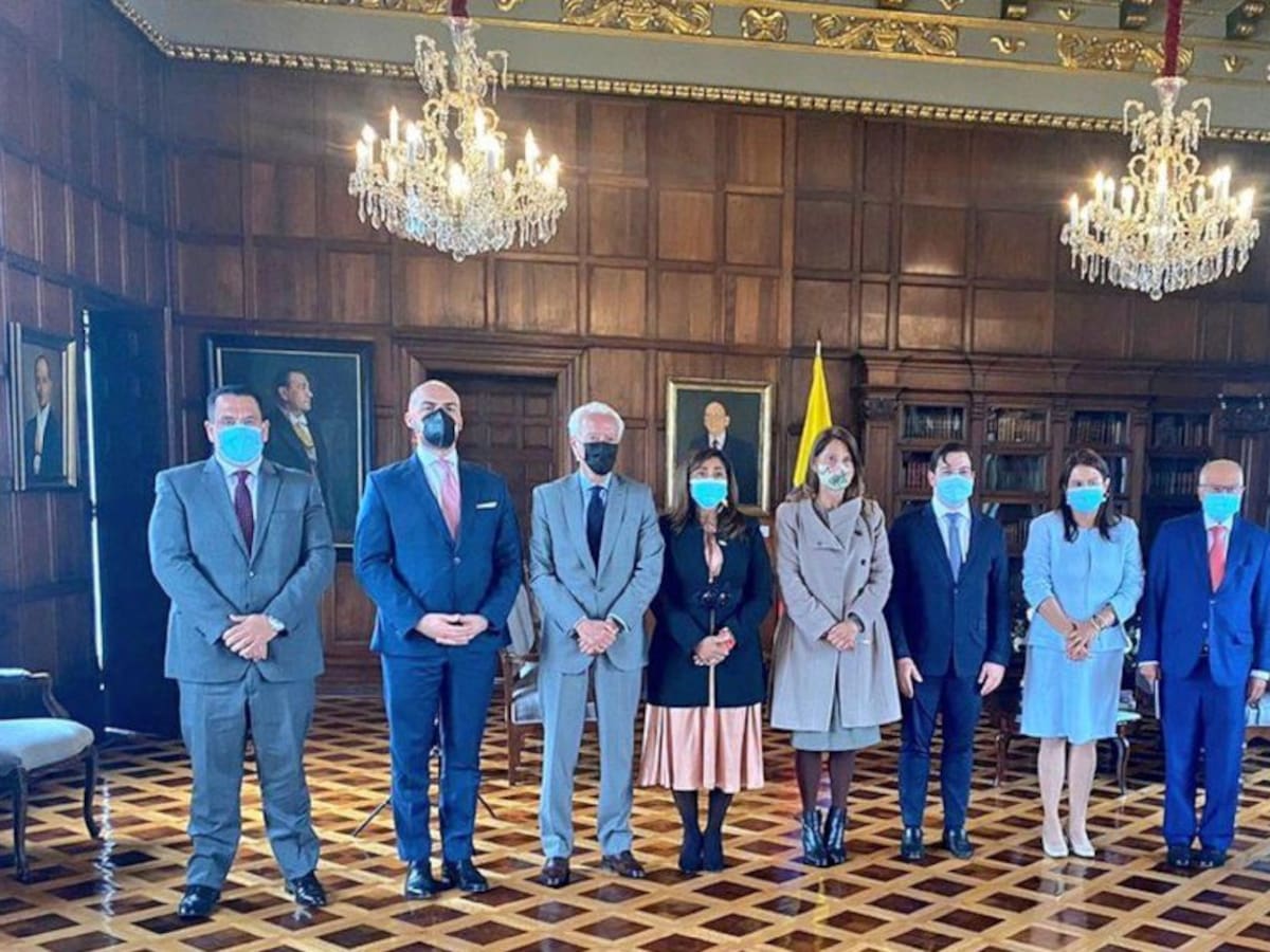 Sin expresidentes, se reunió la comisión asesora de relaciones exteriores