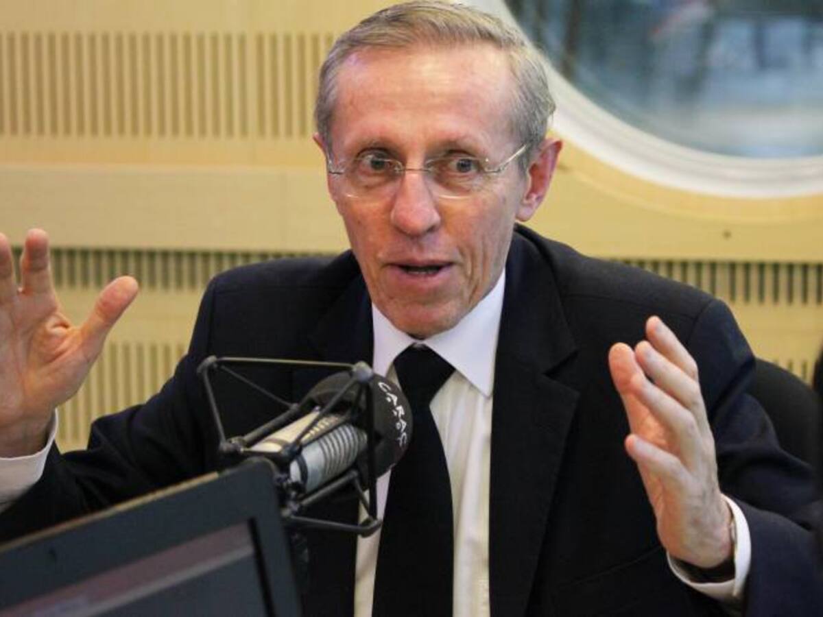 La mayor parte de la gente no tiene una posición tomada: Navarro