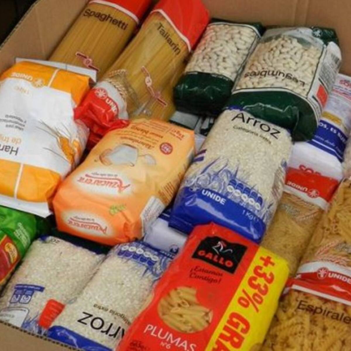 Mesas de solidaridad son la única opción para muchas familias pereiranas
